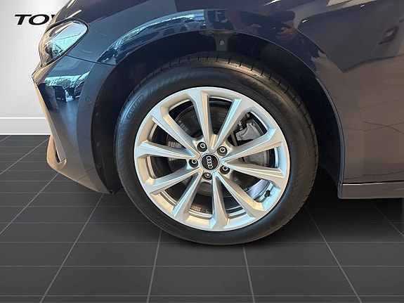 Audi A5 9 of 14