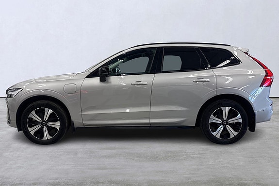 Volvo XC60 2 of 23