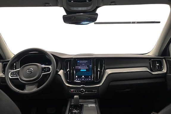 Volvo XC60 9 of 23