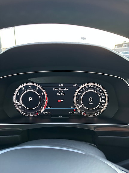 Volkswagen Tiguan 5 of 12