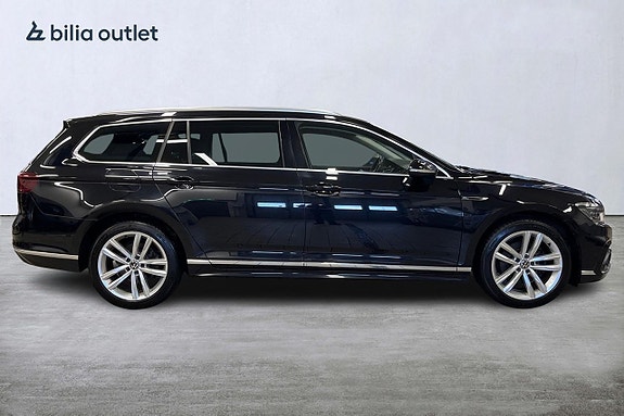 Volkswagen Passat 7 of 28
