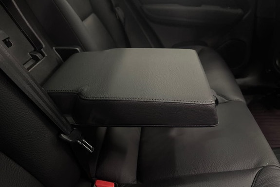 Volvo XC60 19 of 24