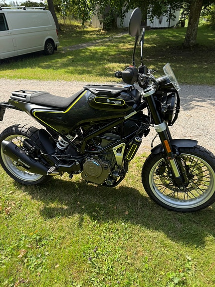 Husqvarna HUSQVARNA SVARTPILEN 401 2 of 3