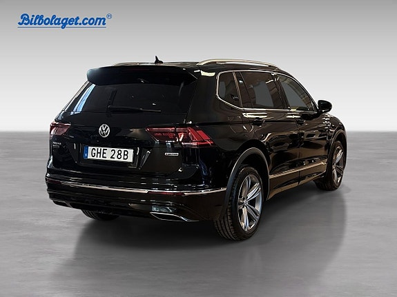 Volkswagen Tiguan Allspace 5 of 15