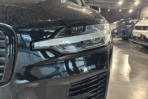 Volvo V60 12 of 16