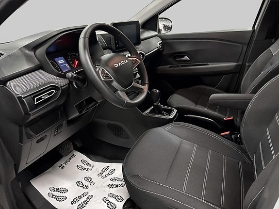 Dacia Sandero 14 of 20