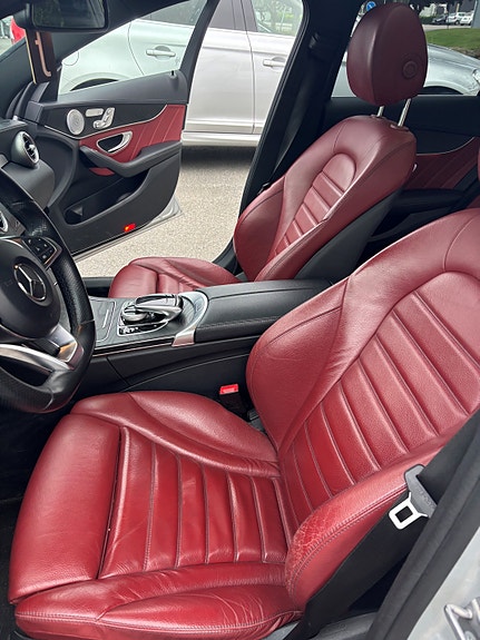 Mercedes-Benz C220 10 of 11