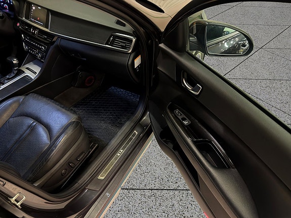 Kia Optima 15 of 30