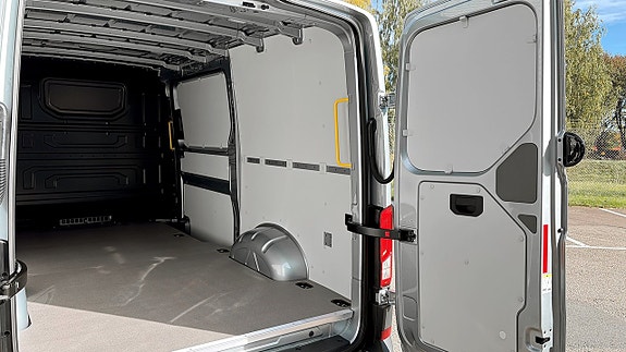 Volkswagen Crafter 11 of 12