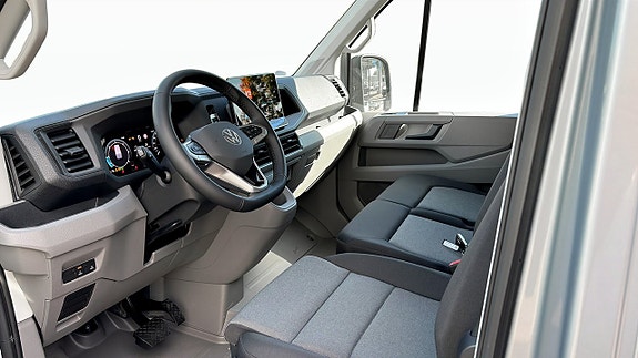 Volkswagen Crafter 7 of 12