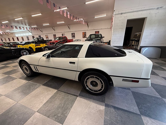 Chevrolet Corvette 7 of 26