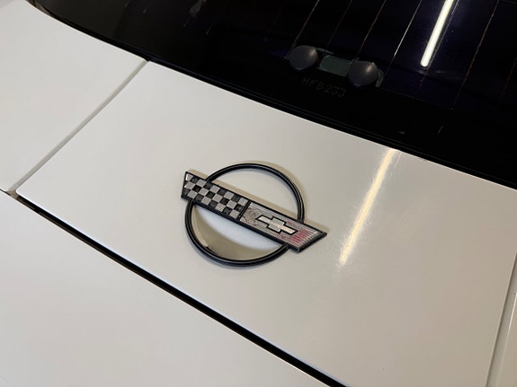Chevrolet Corvette 15 of 26