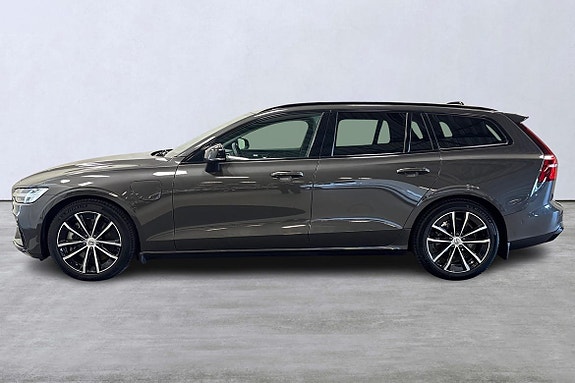 Volvo V60 2 of 28