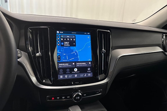 Volvo V60 17 of 28