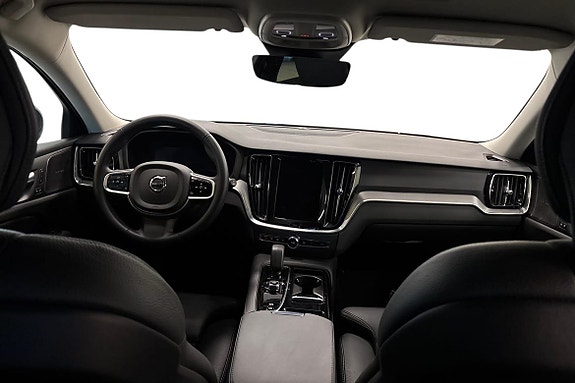 Volvo V60 9 of 28