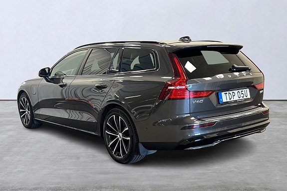 Volvo V60 4 of 28