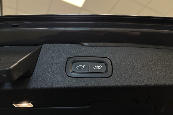 Volvo V60 20 of 28