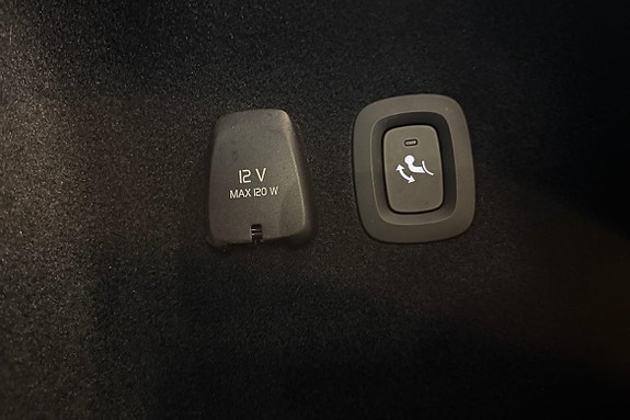 Volvo V60 26 of 28
