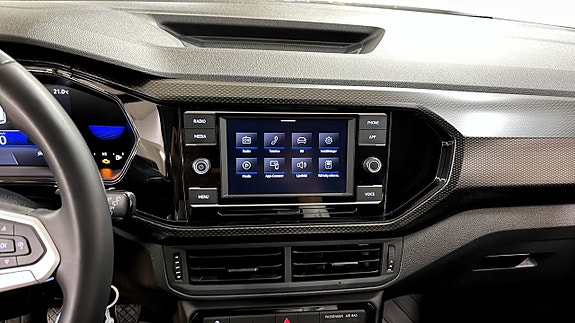 Volkswagen T-Cross 9 of 12