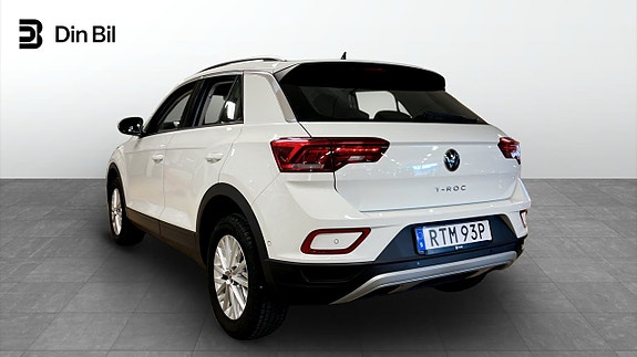 Volkswagen T-Roc 3 of 13