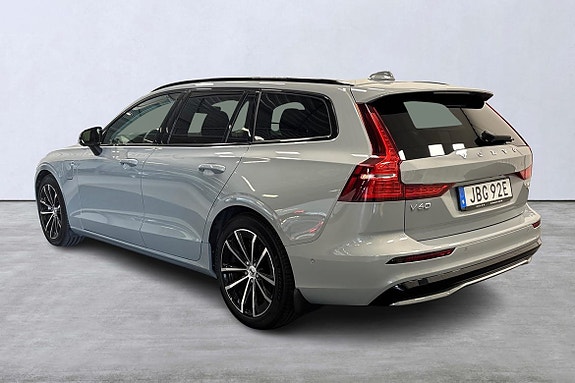 Volvo V60 4 of 27