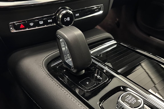 Volvo V60 16 of 27