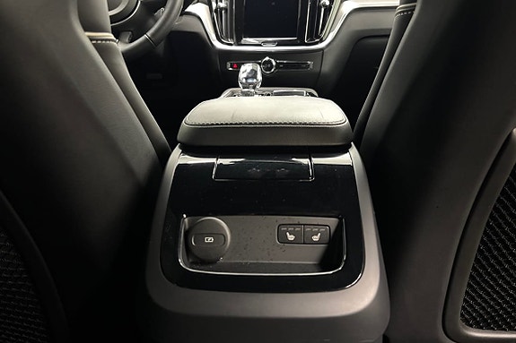 Volvo V60 23 of 24