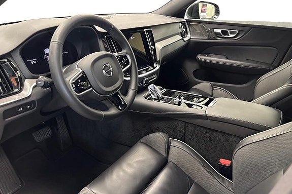 Volvo V60 8 of 24