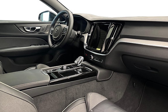 Volvo V60 10 of 24