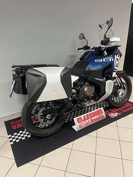 Husqvarna Norden 901 EXP 3 of 3