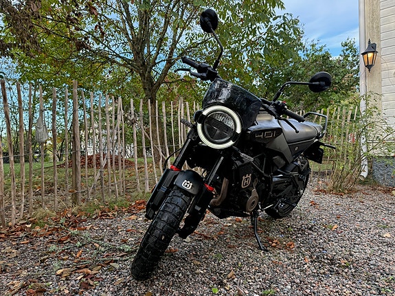 Husqvarna HUSQVARNA SVARTPILEN 401 3 of 5