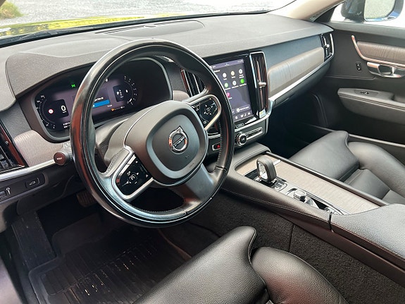 Volvo V90 Cross Country 17 of 22