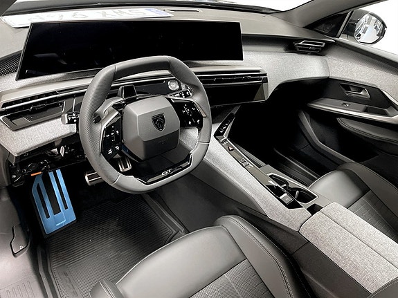 Peugeot 5008 5 of 16