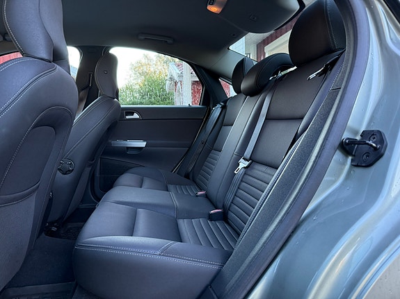 Volvo S40 11 of 15