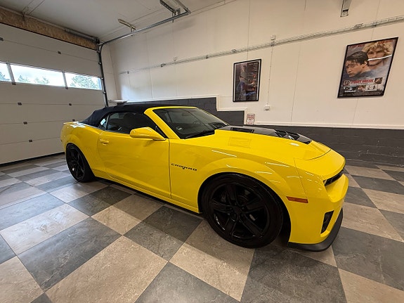 Chevrolet Camaro 22 of 30