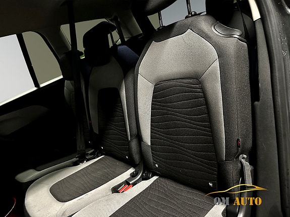 Citroen Grand C4 Picasso 12 of 18