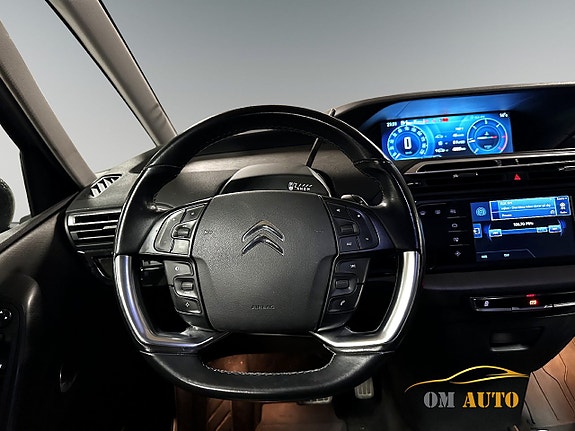 Citroen Grand C4 Picasso 10 of 18