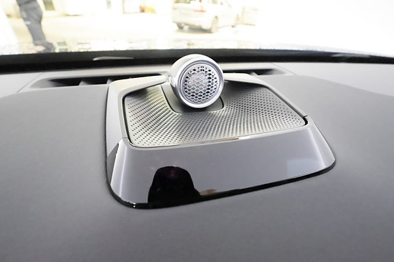 Volvo ES90 10 of 26