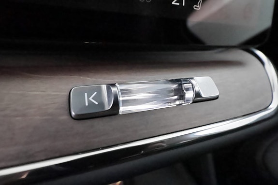 Volvo ES90 11 of 26