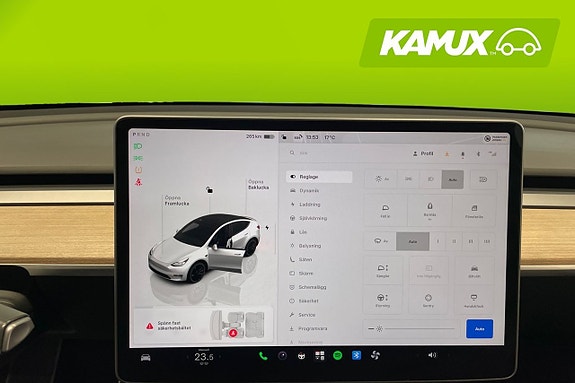 Tesla Model Y 17 of 18