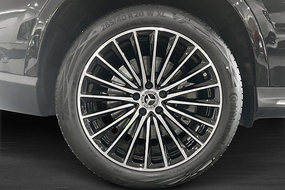 Mercedes-Benz GLC300 e 5 of 10