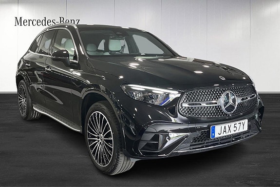 Mercedes-Benz GLC300 e 2 of 10