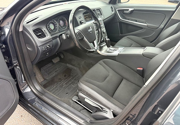Volvo S60 8 of 20