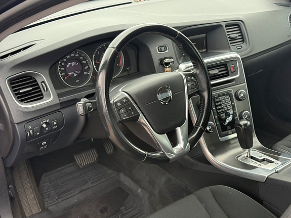 Volvo S60 7 of 20