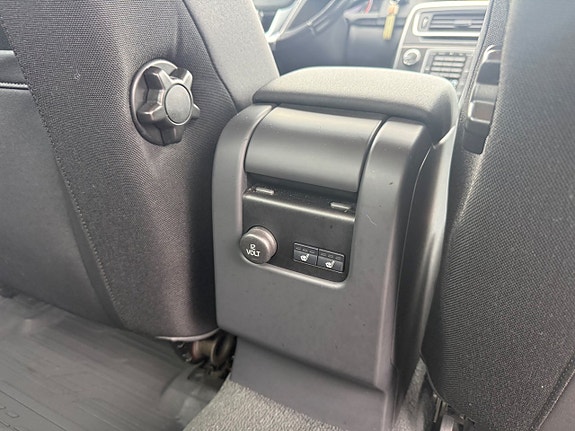 Volvo S60 15 of 20