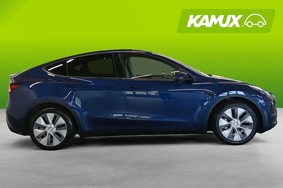 Tesla Model Y 2 of 21