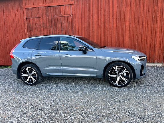 Volvo XC60 4 of 25