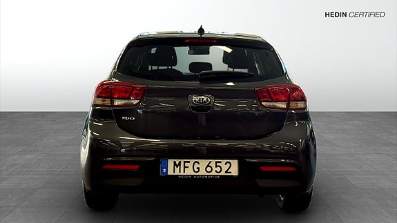 Kia Rio 7 of 12