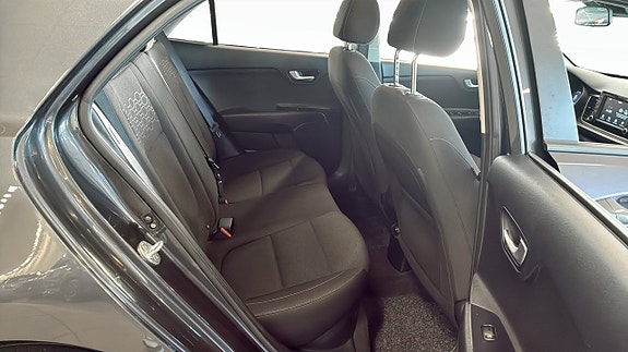Kia Rio 5 of 12