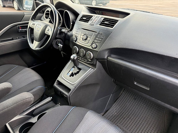 Mazda 5 9 of 14